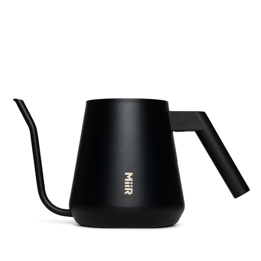 new-standard-pour-over-kettle-i3 Pour_Over_Kettle_Black_Studio_0222_Front.jpg