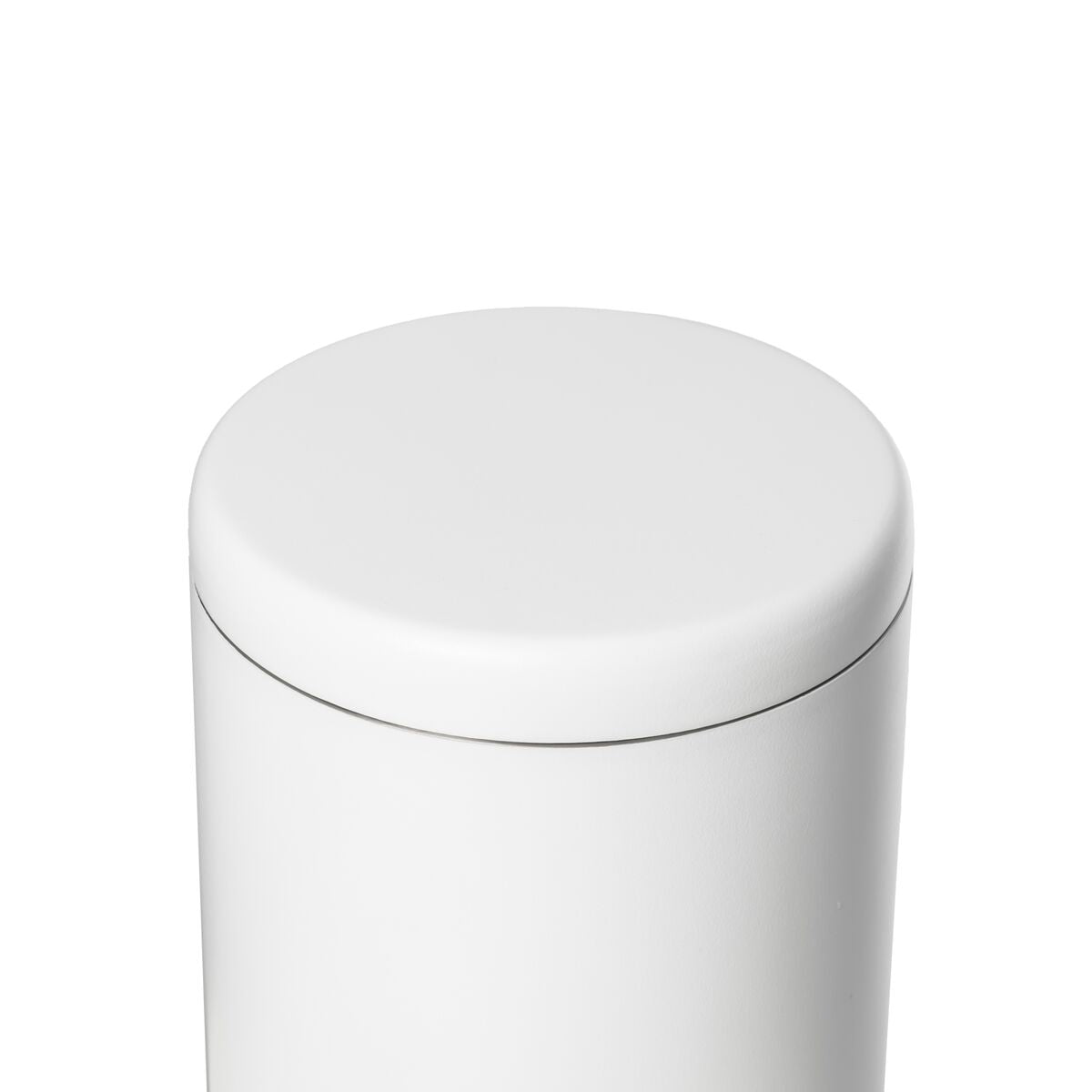 airlock-coffee-canister-p9 WebPDP-Airlock_Coffee_Canister__ACN2SVOS001_White_X2Studio_45_Deg_Lid_On.jpg