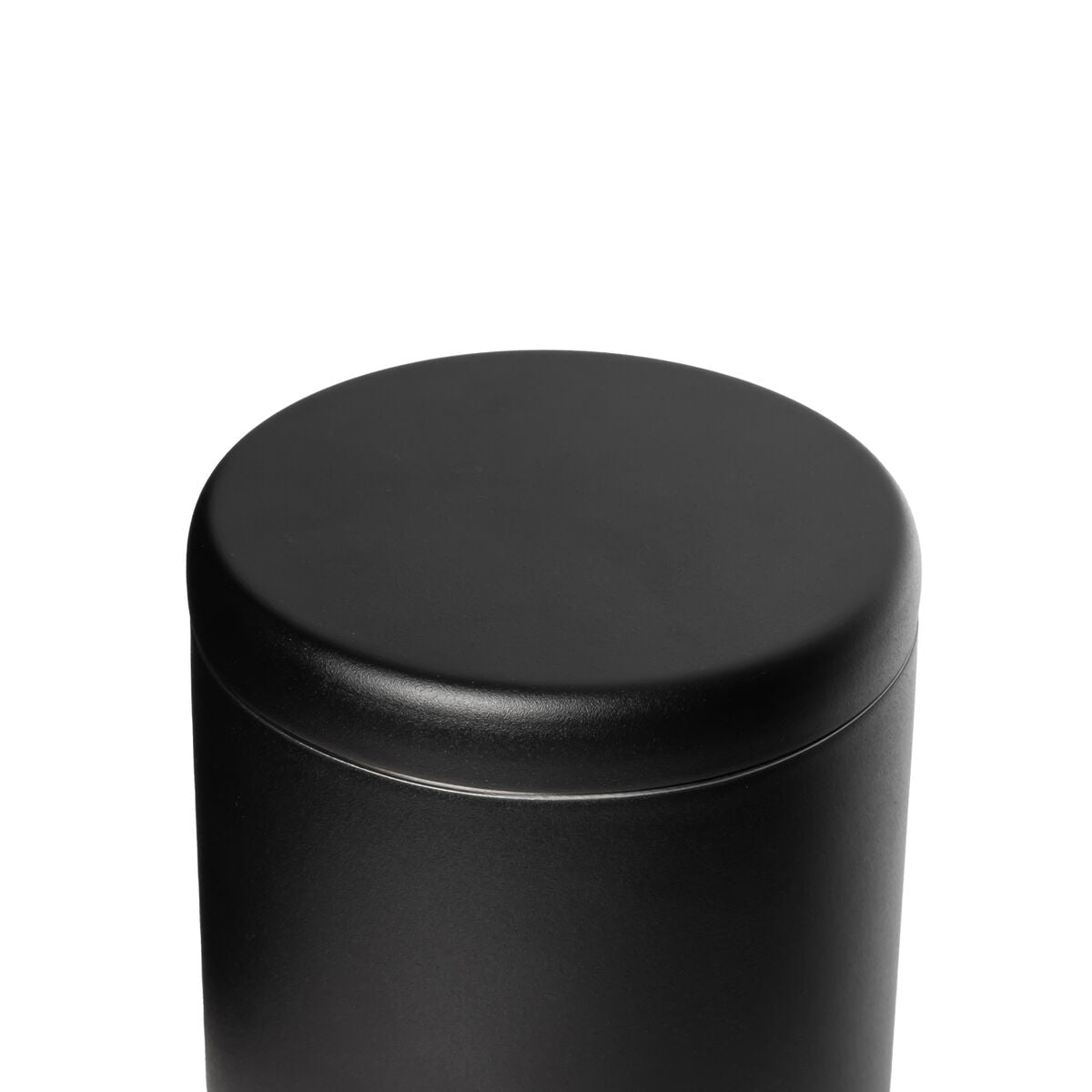 airlock-coffee-canister-p9 WebPDP-Airlock_Coffee_Canister__ACN2SVOS002_Black_X2Studio_45_Deg_Lid_On.jpg