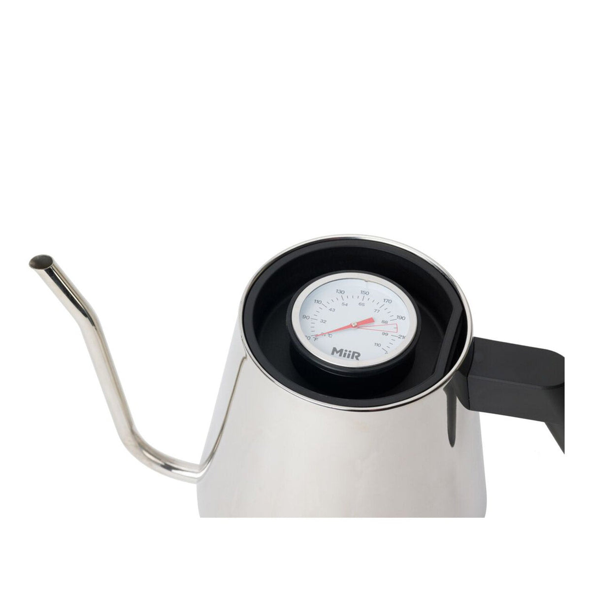 new-standard-pour-over-kettle-i3 WebPDP-Pour_Over_Kettle_Black_Studio_0222_45_Deg_Lid__POK1SNOS005.jpg