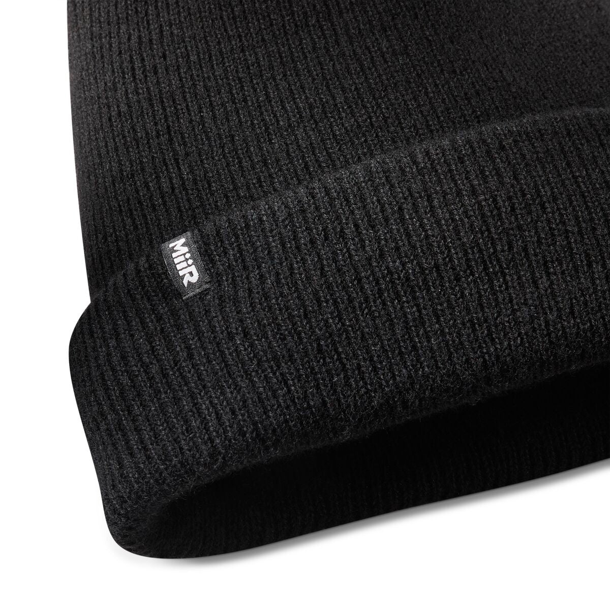 recycled-cashmere-beanie-t4 WebPDP-Recycled_Cashmere_Luxe_Beanie_Studio_Detail__BNE004002OS.jpg
